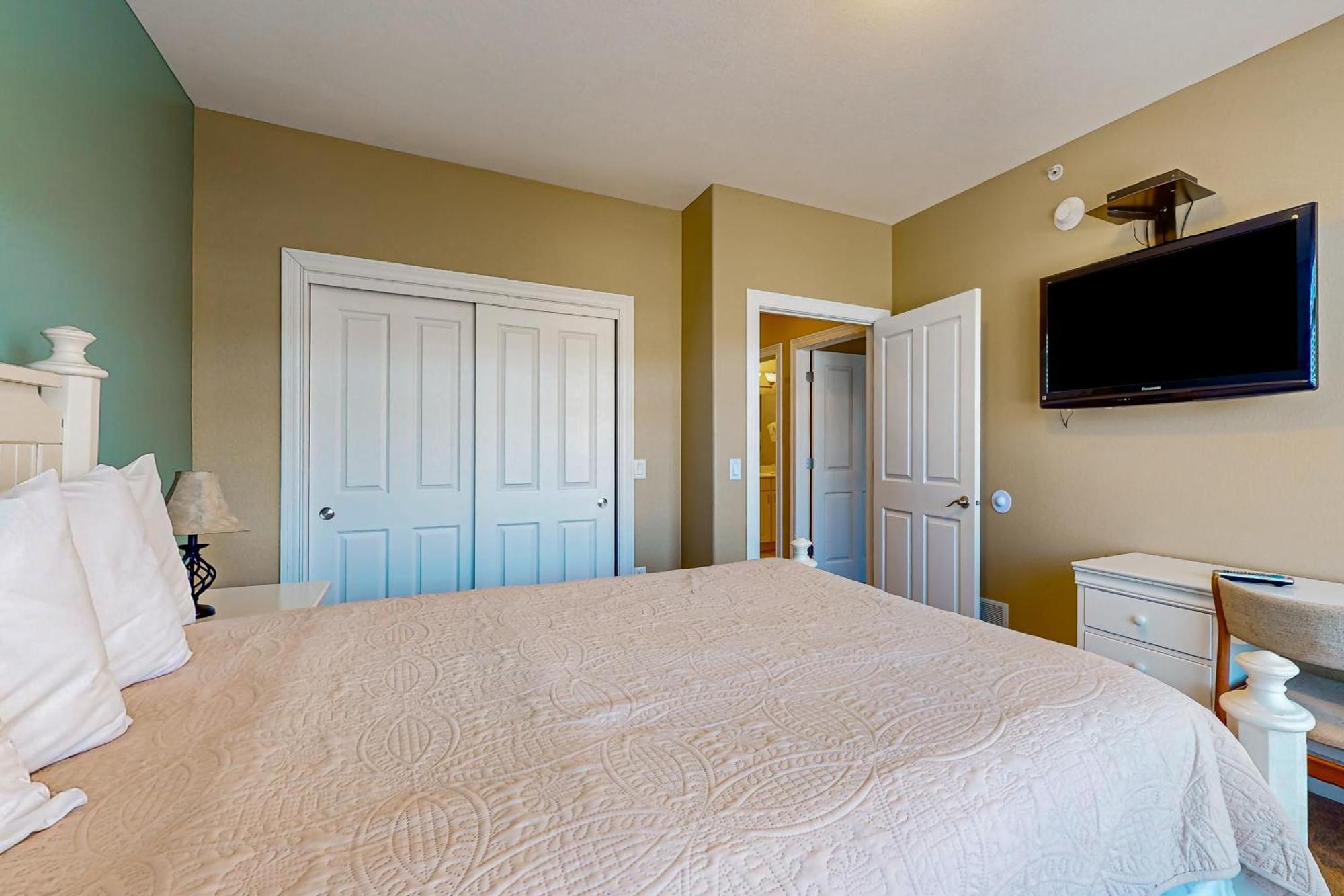 Delton Grand Aparthotel 4*